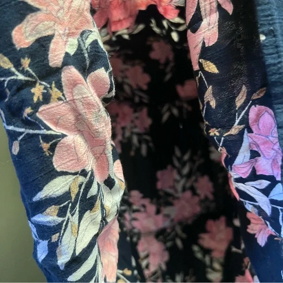 Billabong Navy Floral Dress with Pink and Cream Accents 3/4 Sleeve - Picture 8 of 8